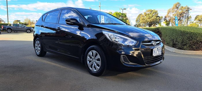 2017 Hyundai Accent Active
