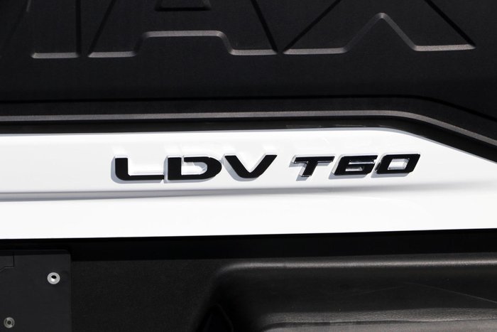 2024 LDV T60 Max LUXE Mega Tub