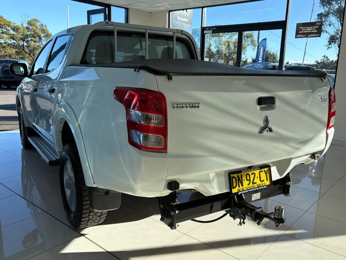 2015 Mitsubishi Triton GLX
