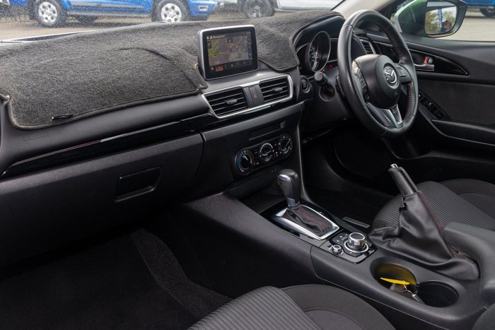 2016 Mazda 3 Maxx