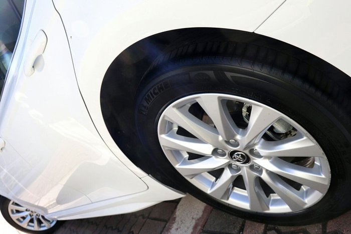2019 Toyota Camry Ascent Sport