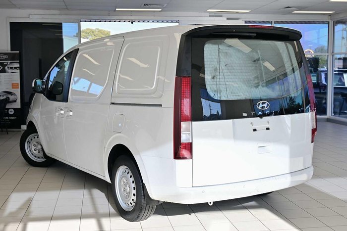 2022 Hyundai STARIA LOAD