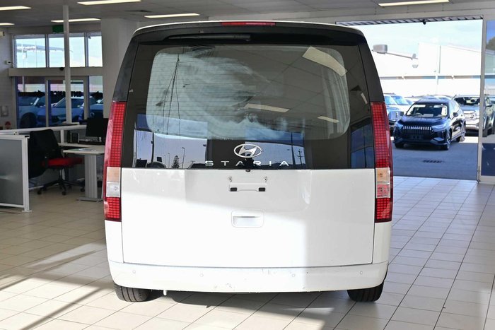 2022 Hyundai STARIA LOAD