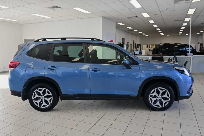 2023 Subaru Forester 2.5i