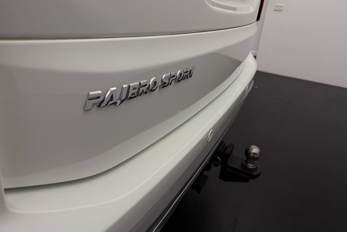 2021 Mitsubishi Pajero Sport GLX