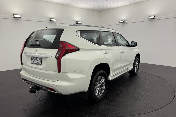 2021 Mitsubishi Pajero Sport GLX
