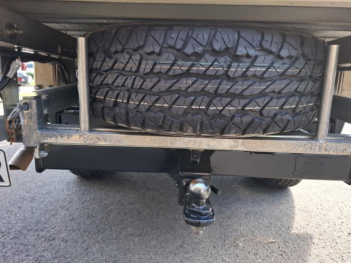 2023 Toyota Landcruiser GXL