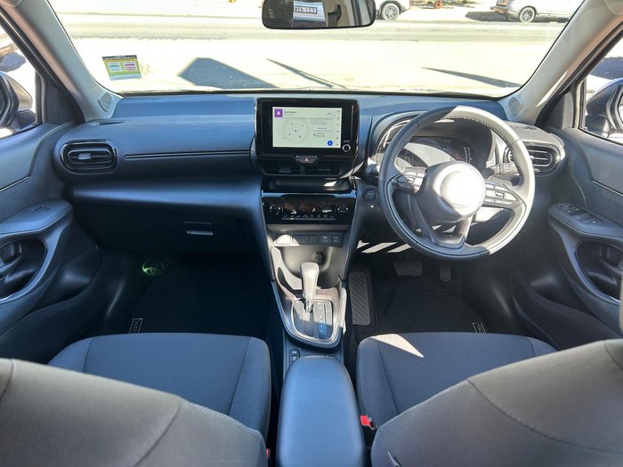 2025 Toyota Yaris Cross GX