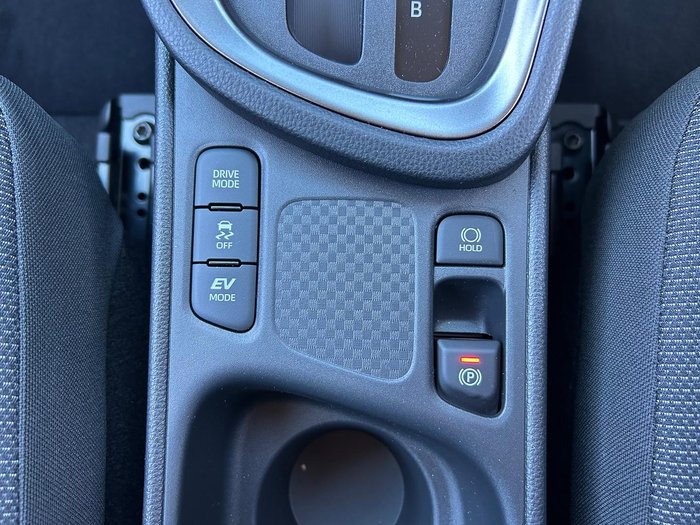 2025 Toyota Yaris Cross GX
