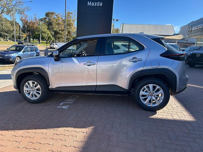 2025 Toyota Yaris Cross GX