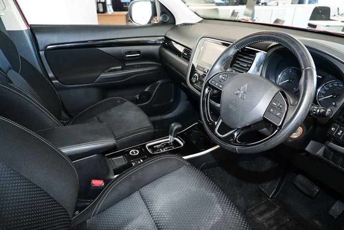 2019 Mitsubishi Outlander ES