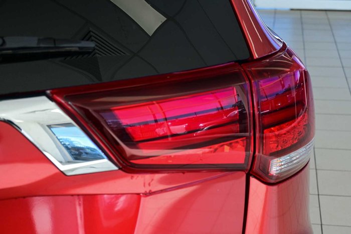 2019 Mitsubishi Outlander ES