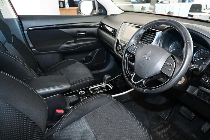 2019 Mitsubishi Outlander ES