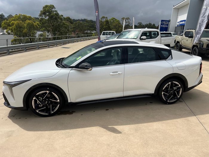 2025 Kia K4 GT-Line CL4m MY25 Snow White Pearl