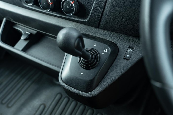 2020 Renault Master Pro 110kW