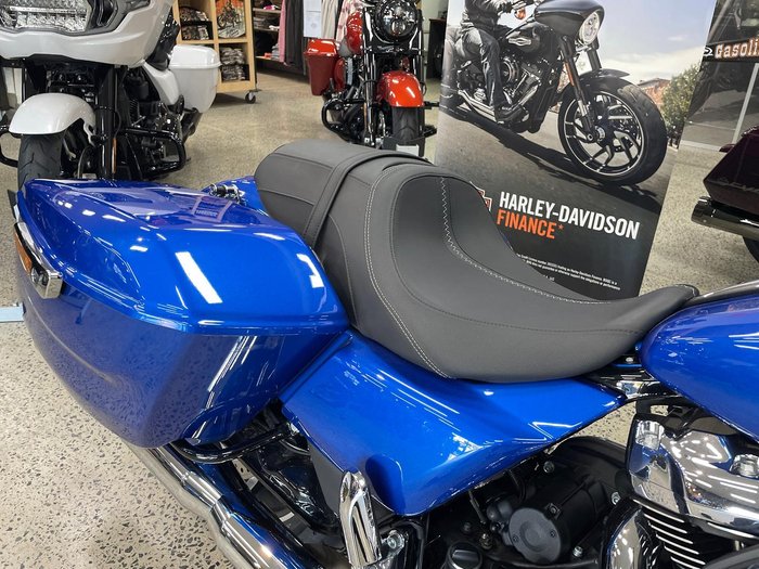 2025 Harley-Davidson Street Glide 117 (FLHX) Touring Blue