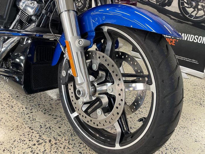 2025 Harley-Davidson Street Glide 117 (FLHX) Touring Blue