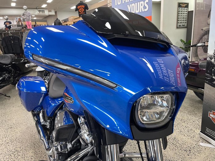 2025 Harley-Davidson Street Glide 117 (FLHX) Touring Blue