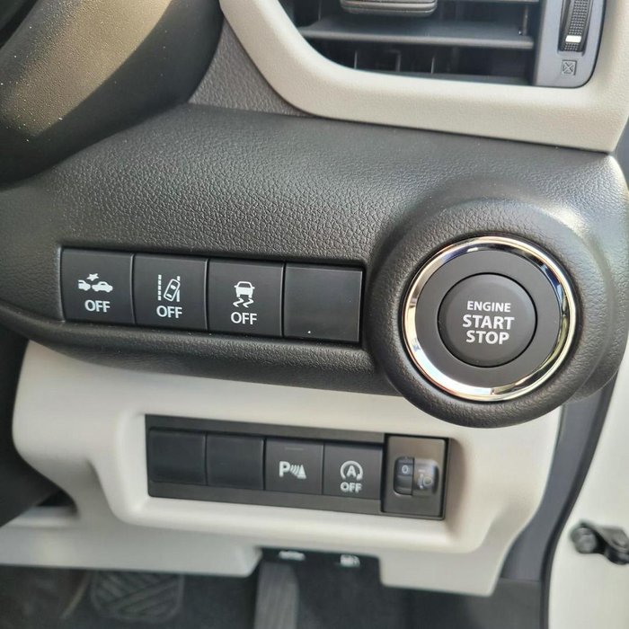 2024 Suzuki Swift Hybrid Plus