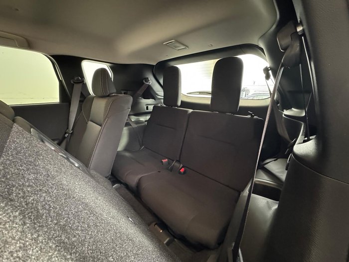 2024 Mitsubishi Outlander LS
