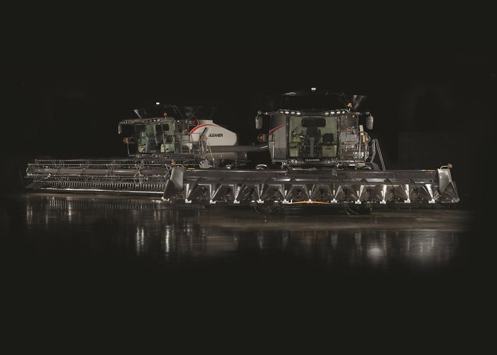 Gleaner S98 Super Series Combine Harvester