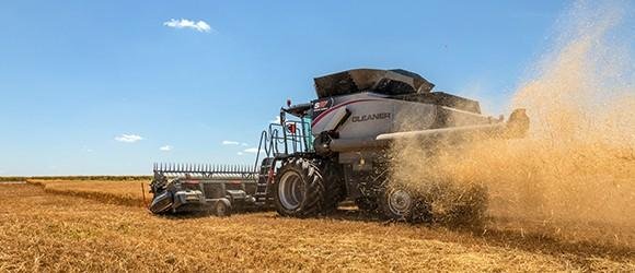 Gleaner S98 Super Series Combine Harvester