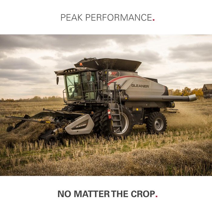 Gleaner S98 Super Series Combine Harvester