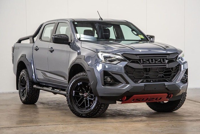 2025 Isuzu D-MAX BLADE
