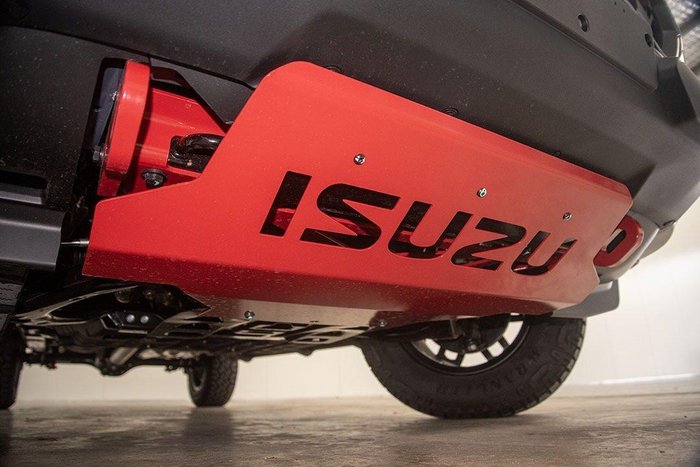 2025 Isuzu D-MAX BLADE