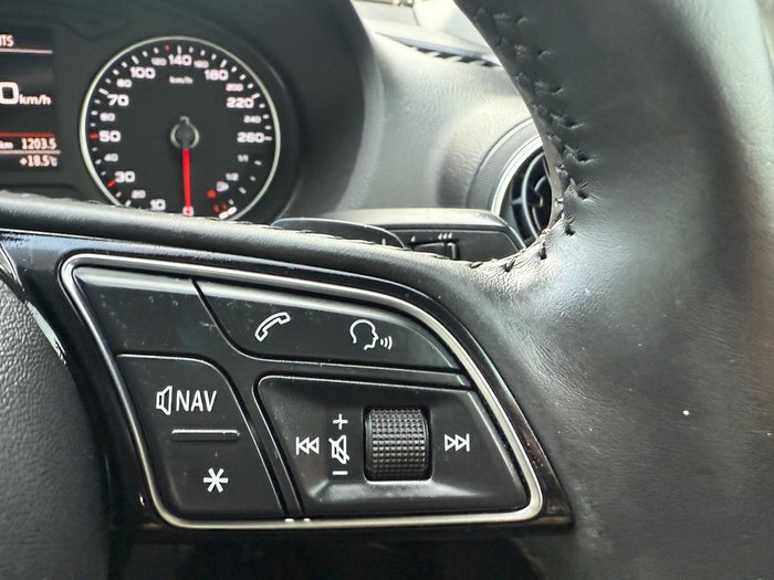 2018 Audi Q2 sport