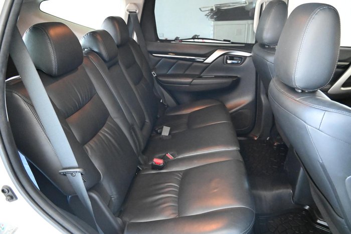2017 Mitsubishi Pajero Sport GLS