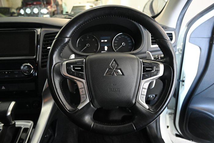 2017 Mitsubishi Pajero Sport GLS