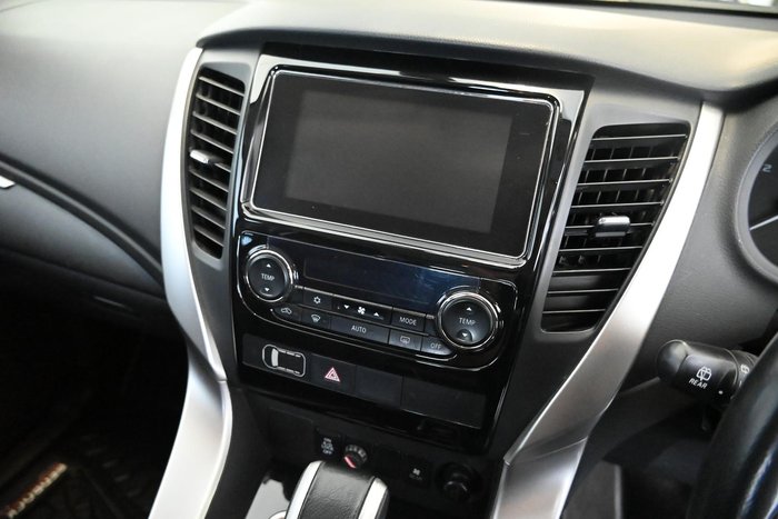 2017 Mitsubishi Pajero Sport GLS