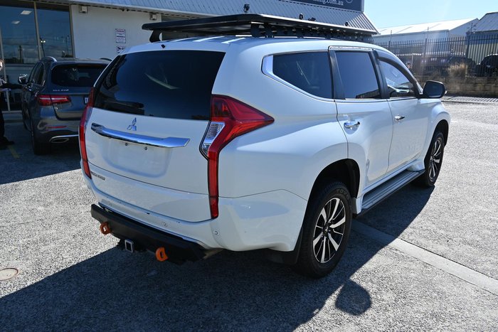 2017 Mitsubishi Pajero Sport GLS
