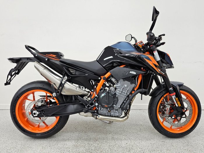 2023 Ktm 890 DUKE R Blue