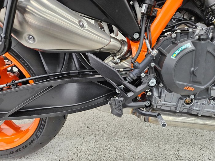 2023 Ktm 890 DUKE R Blue