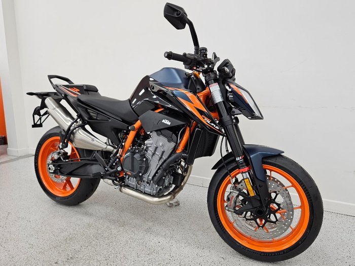 2023 Ktm 890 DUKE R Blue