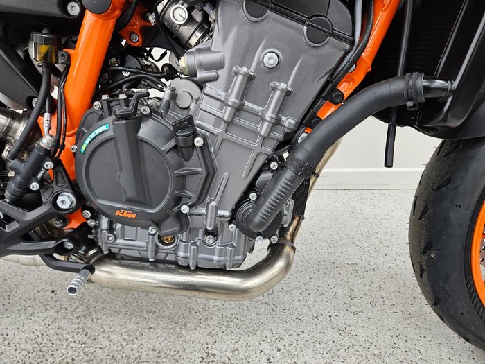 2023 Ktm 890 DUKE R Blue