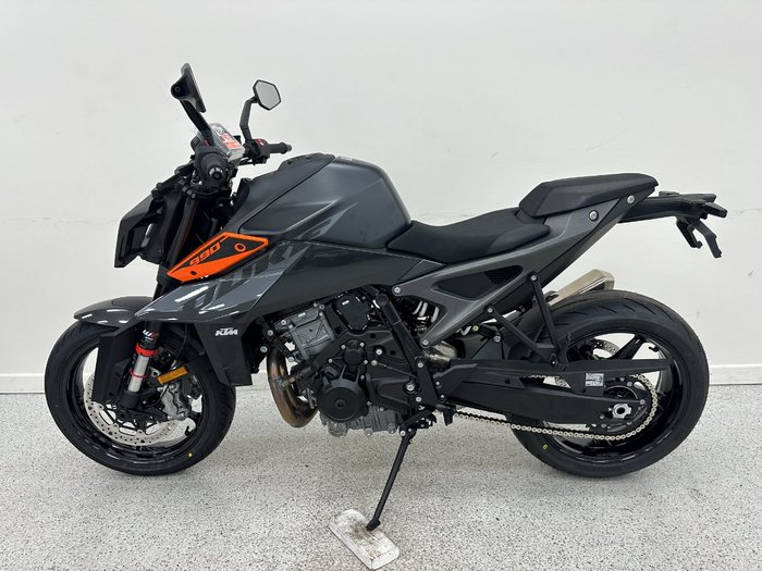 2024 Ktm 990 DUKE Orange