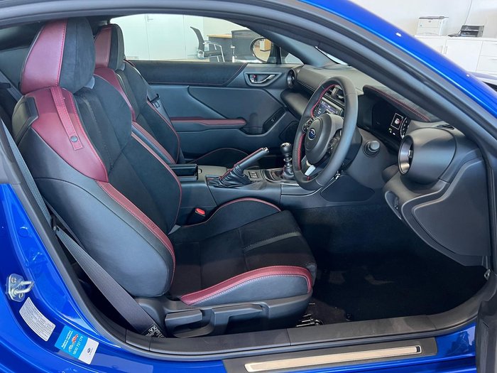 2025 Subaru BRZ tS