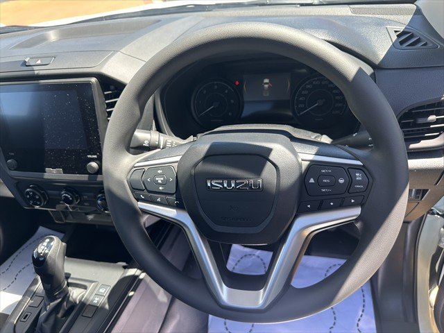 2025 ISUZU D-MAX SX D-MAX MY24 4x4 SINGLE Cab Chassis SX 3.0L AT Mineral White