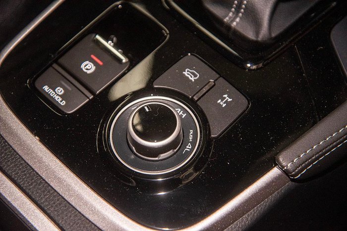 2025 Isuzu MU-X LS-U