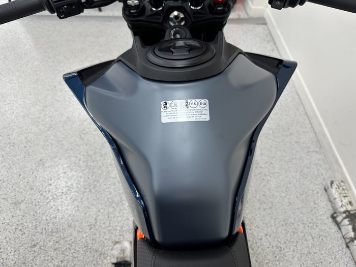 2024 Ktm 390 DUKE Blue