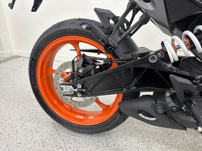 2024 Ktm 390 DUKE Blue