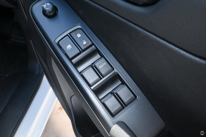 2025 Isuzu D-MAX SX