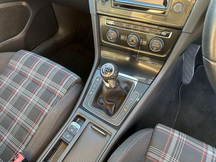 2013 Volkswagen Golf GTI