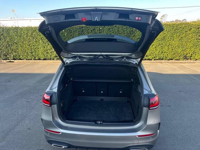 2019 Mercedes-Benz B-Class B180