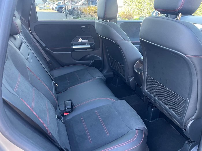 2019 Mercedes-Benz B-Class B180