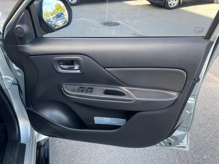 2019 Mitsubishi Triton GLX+