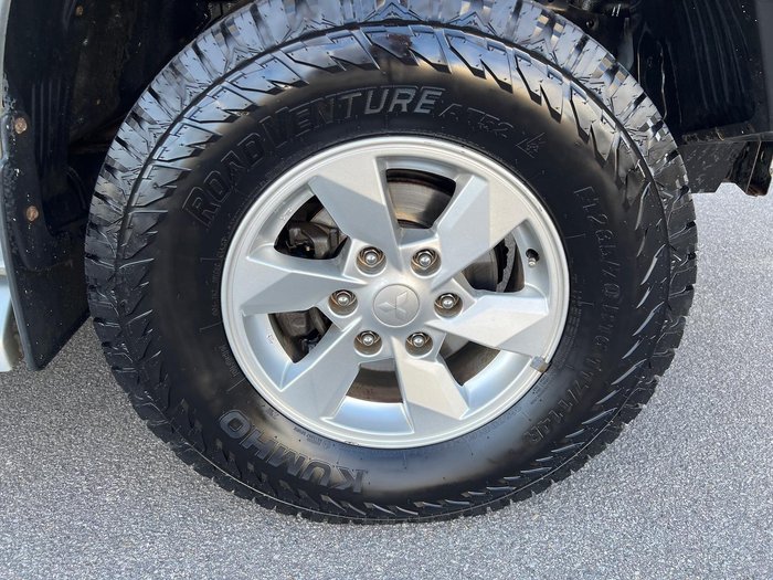 2019 Mitsubishi Triton GLX+